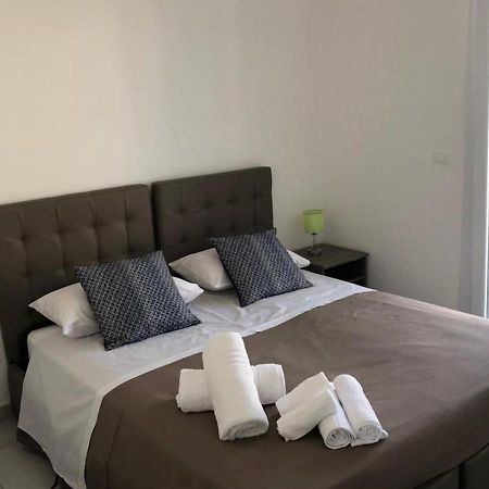 3G Baroque Apartments Лече Екстериор снимка