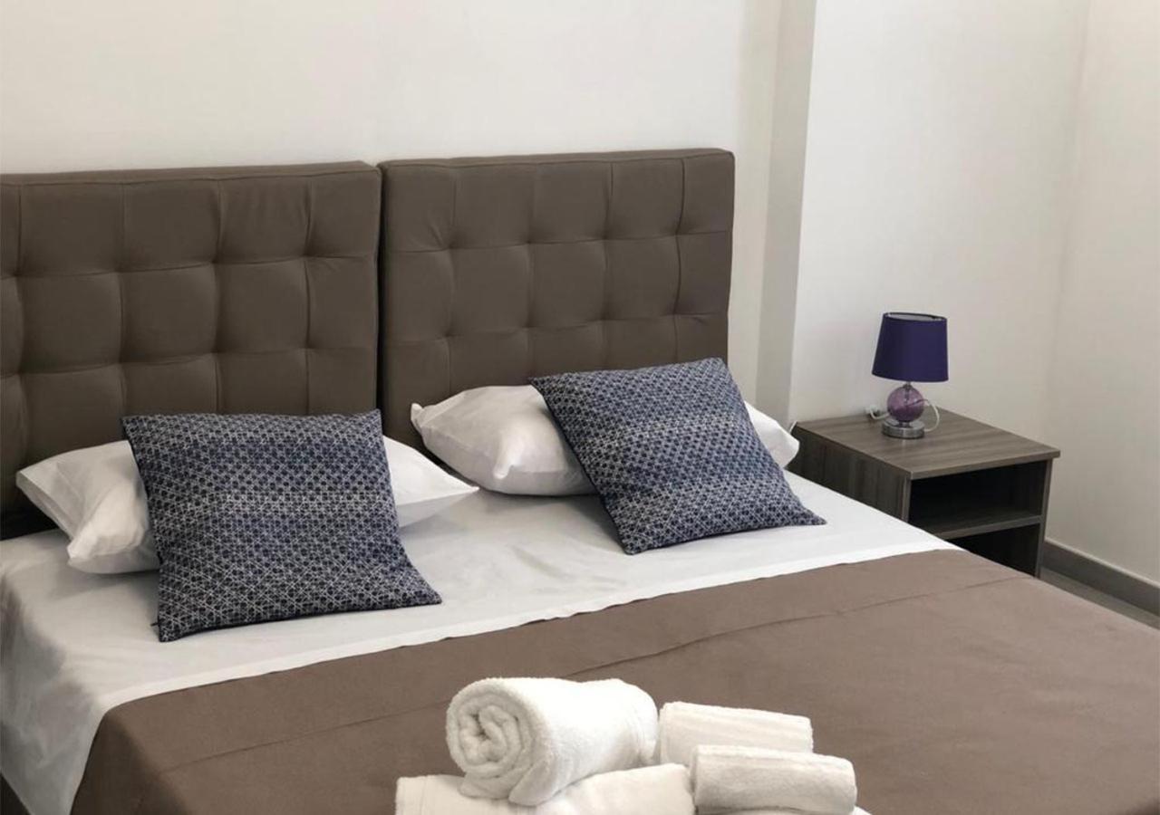 3G Baroque Apartments Лече Екстериор снимка