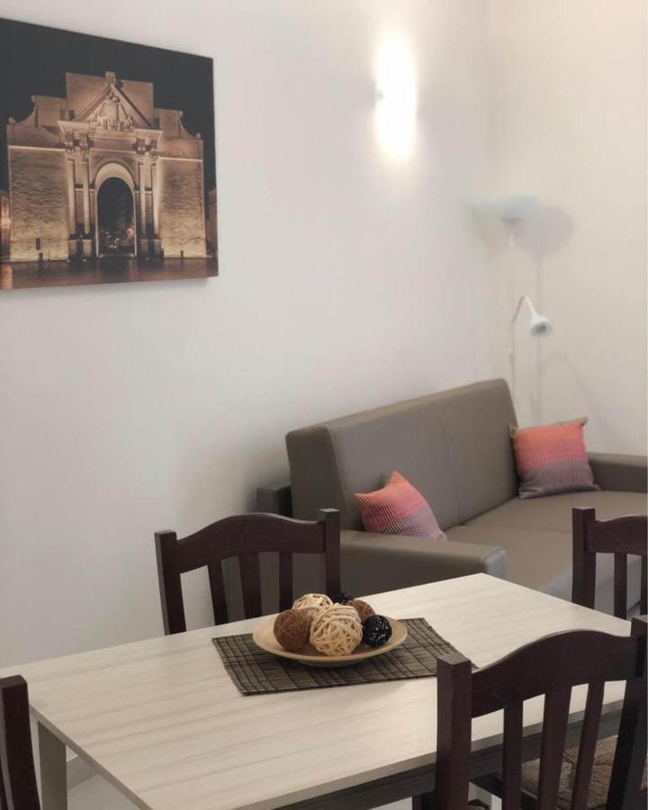 3G Baroque Apartments Лече Екстериор снимка
